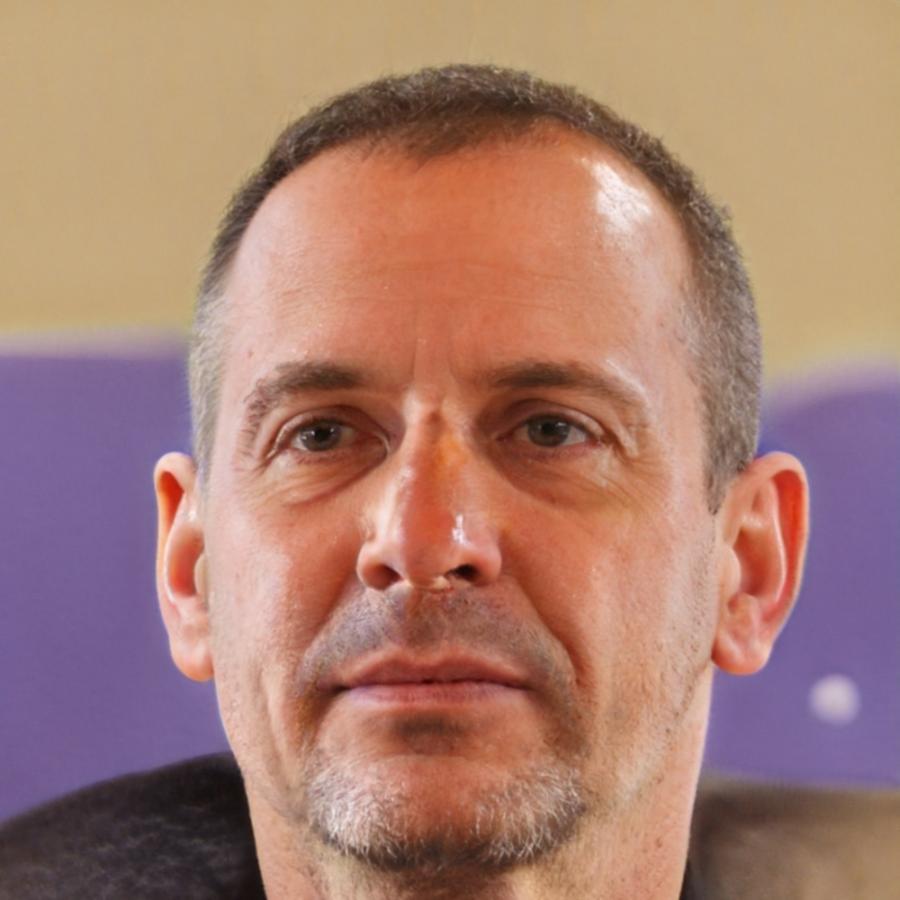 Porträt von Praxisanleiter Thorben